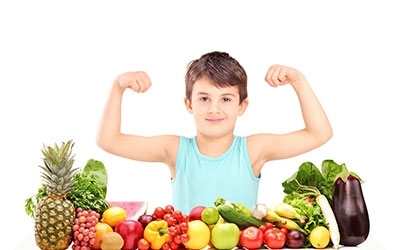 10 گام تا داشتن یک رژیم غذایی سالم برای کودکان